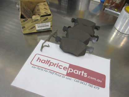 Mazda Tribute Genuine Front Brake Pad Set New Part