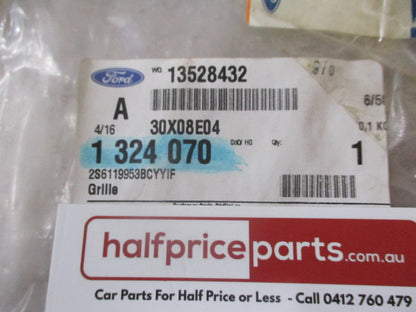 Ford Fiesta MK6 Genuine Left Hand Front Fog Light Bezel New Part
