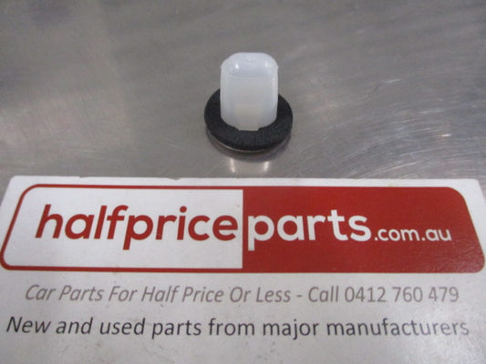 Hyundai/Kia Carnival/Cerato/Rio/Sorento Genuine Tail Lamp Assembly Fastener New Part