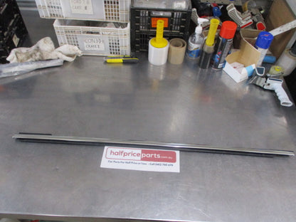 Ford Focus Genuine Front Left Hand Outer Door Moulding New Part