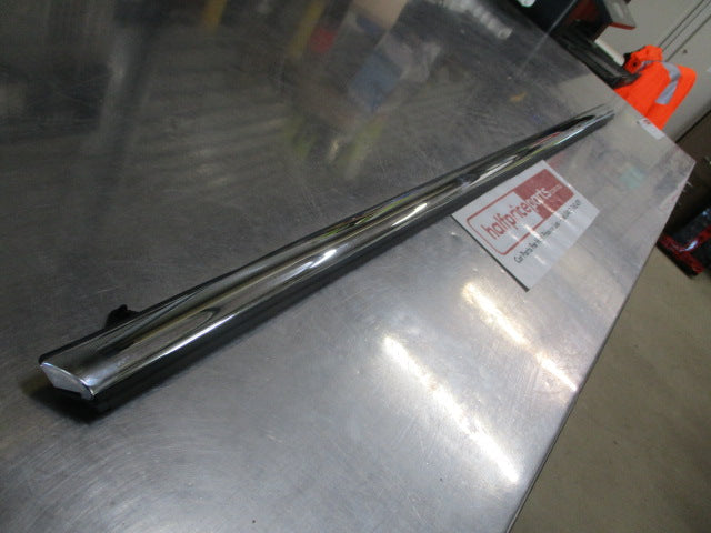 Ford Fiesta Mk7 Genuine Right Hand Front Door Weather Strip Chrome New Part
