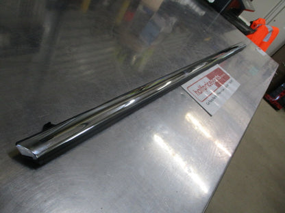 Ford Fiesta Mk7 Genuine Right Hand Front Door Weather Strip Chrome New Part