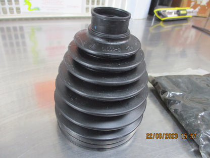 Kia Sportage Genuine Front Axel Wheel Side Boot Kit New Part