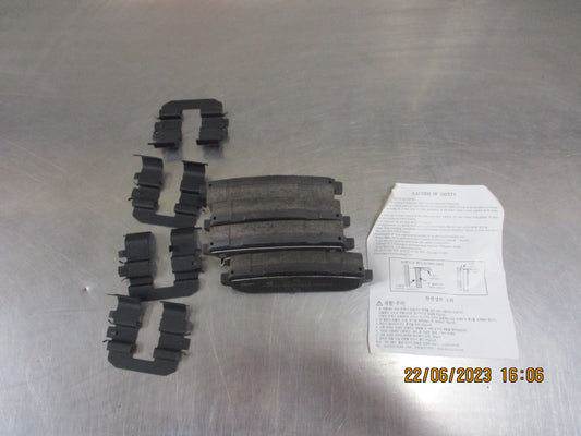 Kia Seltos Genuine Rear Brake Pad Kit New Part