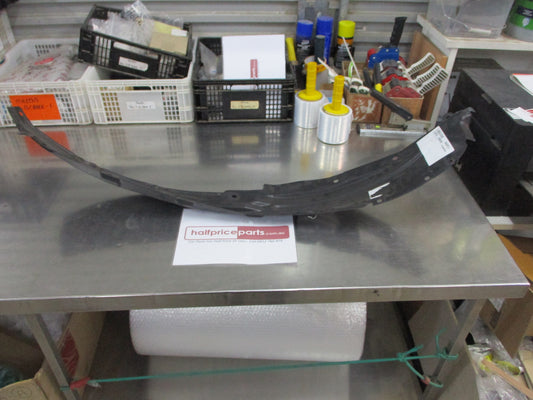 Nissan Y61 Partrol Genuine Right Hand Front Inner Splash Guard New Part