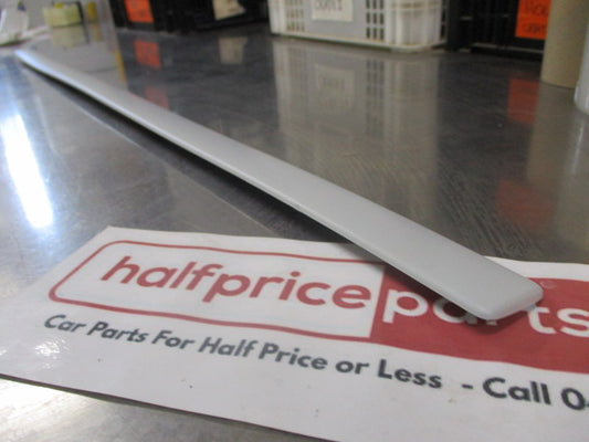 Ford Focus LS/LT/XR5 Genuine Right Or Left Hand Front Door Moulding New Part