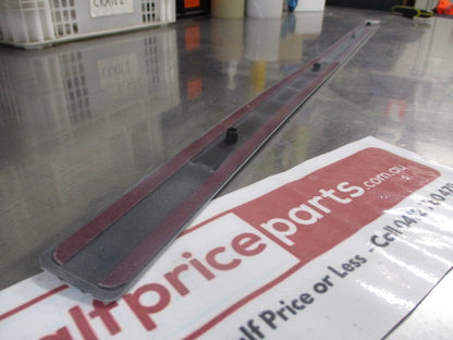 Ford Focus LS/LT/XR5 Genuine Right Or Left Hand Front Door Moulding New Part