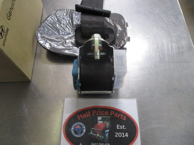Hyundai Santa Fe Genuine Rear Left Hand Side Seat Belt Assembly New Part