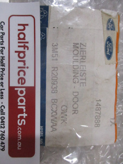 Ford Focus LS/LT/XR5 Genuine Right Or Left Hand Front Door Moulding New Part