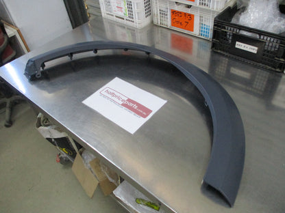 Land Rover Discovery 3 / 4 Genuine Wheel Front Left Wheel Arch Moulding New Part