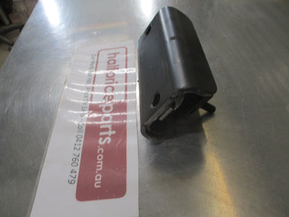 Holden RG Colorado/Trailblazer Genuine Gearbox Mount New Part