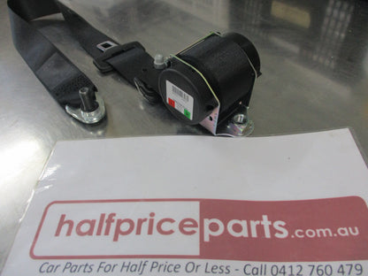 Mercedes Benz W901 Sprinter Genuine Driver Front Seat Belt New Part