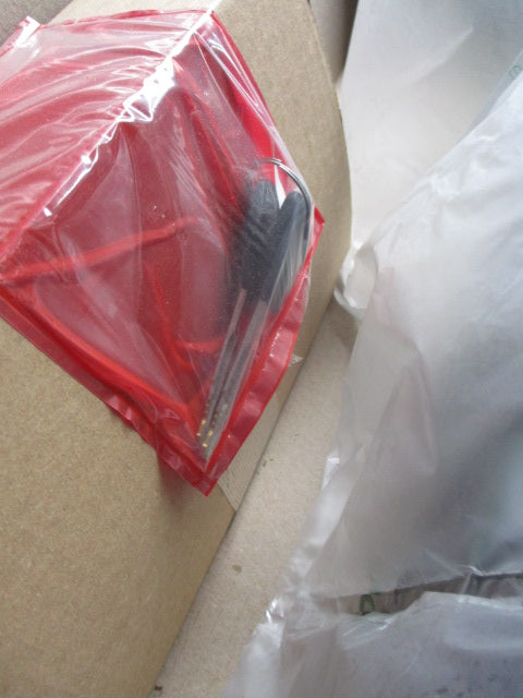 Toyota Hilux SR5 Dual Cab Genuine 3 Piece Eclipse Black Hard Lid With Central Locking New Part