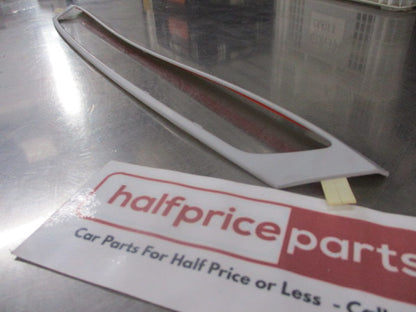 Ford Focus LR Genuine Radiator Grille Moulding (Unpainted) New Part