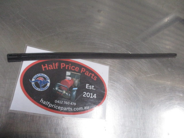 Hyundai Santa Fe Wiper Blade Rubber Assembly Passenger New Part