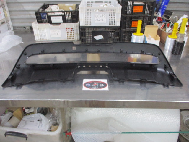 Hyundai Santa Fe CM Genuine Front Bumper Bar Grille/Skid Plate (Stone Shield) New Part