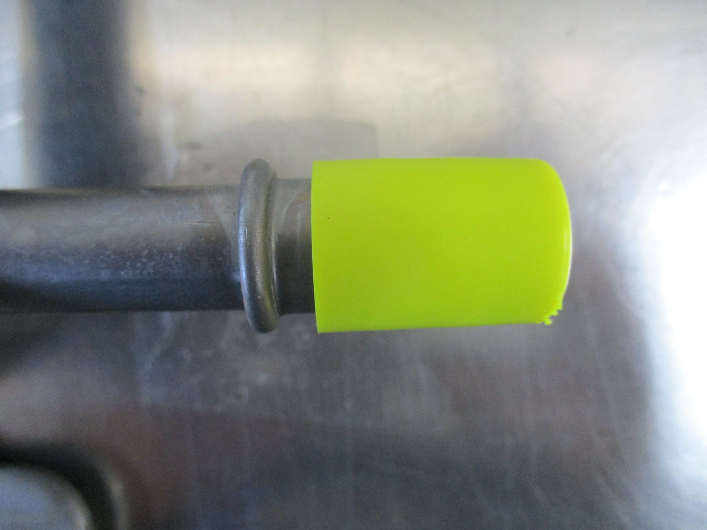 Holden Astra / Zafira Genuine Fuel Separator Evaporator Pipe New Part