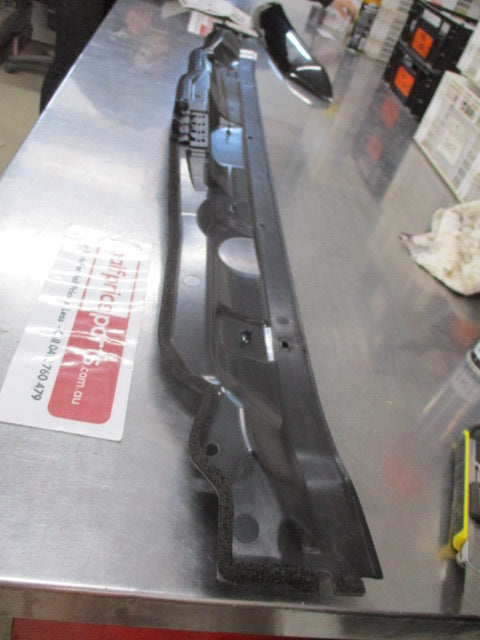 Ford Focus LW/LZ Genuine Engine Bay Trim Cover Panel New Part