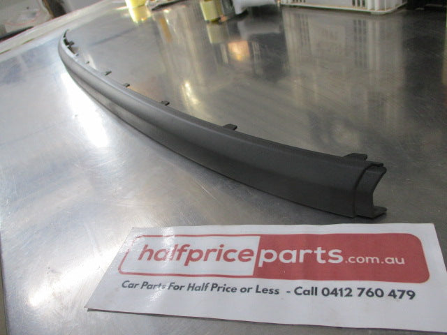 Ford Focus LS/LT Genuine Rear Bar Center Moulding (Black) New Part