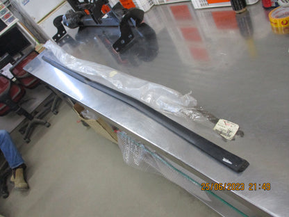 Mitsubishi Outlander Genuine Right Hand Drip Molding New Part