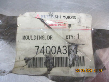 Mitsubishi Outlander Genuine Right Hand Drip Molding New Part