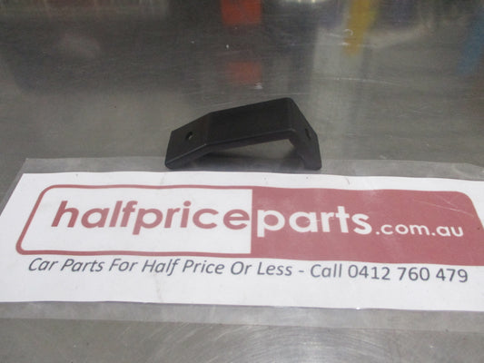 Hyundai Veloster Genuine Upper Rear Bumper Bracket New Part