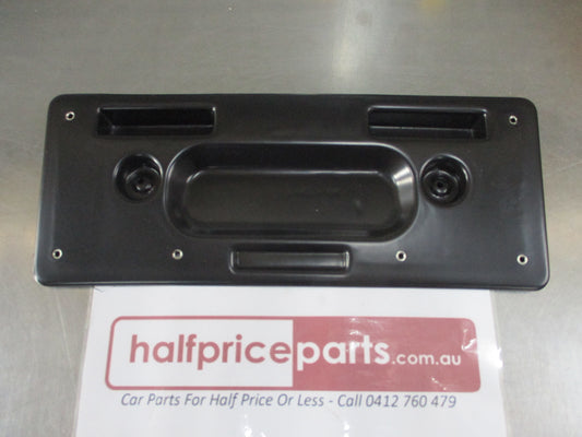 Land Rover Discovery-Range Rover-Evoque-Freelander Genuine Rear License Plate New Part