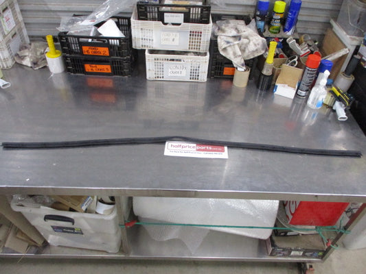 Ford PX Ranger/UA Everest Genuine Front Bonnet Weatherstrip Seal  New Part
