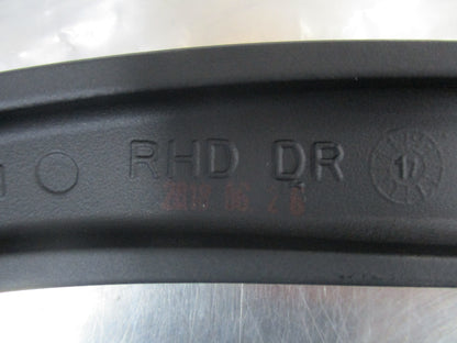 Holden Captiva Genuine Drivers Side Wiper Arm Assy New Part