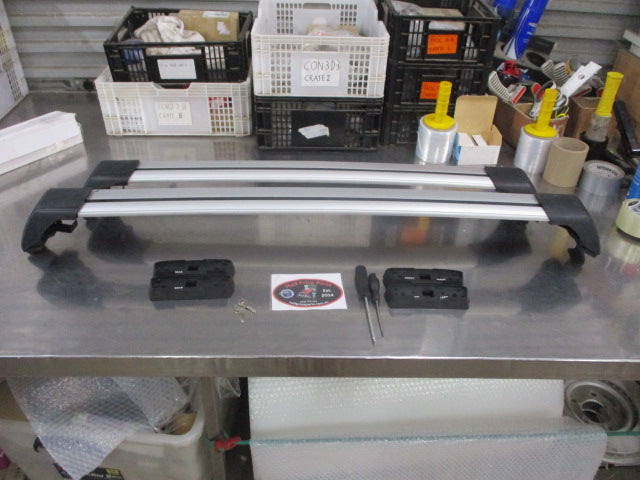 Kia Cerato Genuine Roof Racks New Kit Incomplete