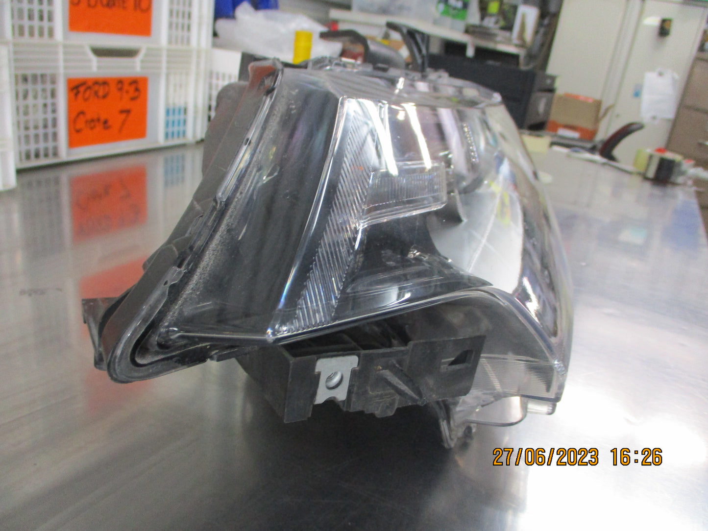 Mitsubishi Outlander Genuine Passenger Left Hand Head Light Used Part