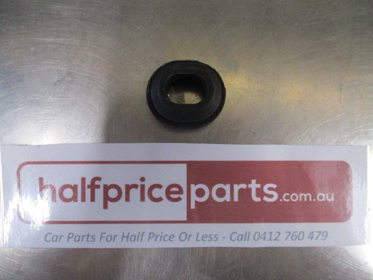 Ford Focus Genuine Top Radiator Mount Bushing Insulator - New Part