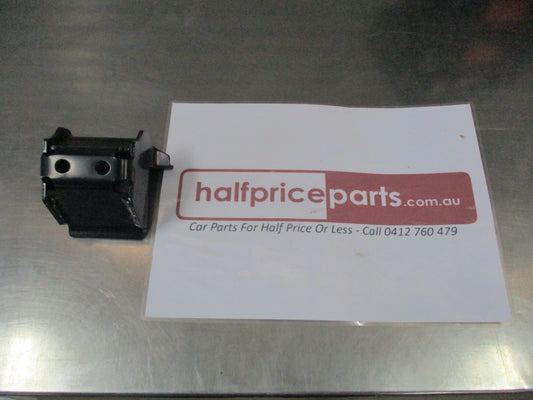 Isuzu D-Max Genuine Cab Mounting Bracket New Part