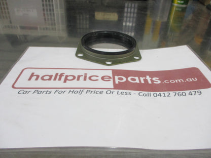 Nissan Patrol GQ-Y60 Wagon Or Ute Genuine Stub Axel Spindle Dust Seal New Part
