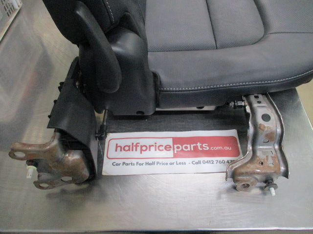 Toyota Landcruiser VX/Sahara Genuine 3rd Row Rear Seats Leather - New Part