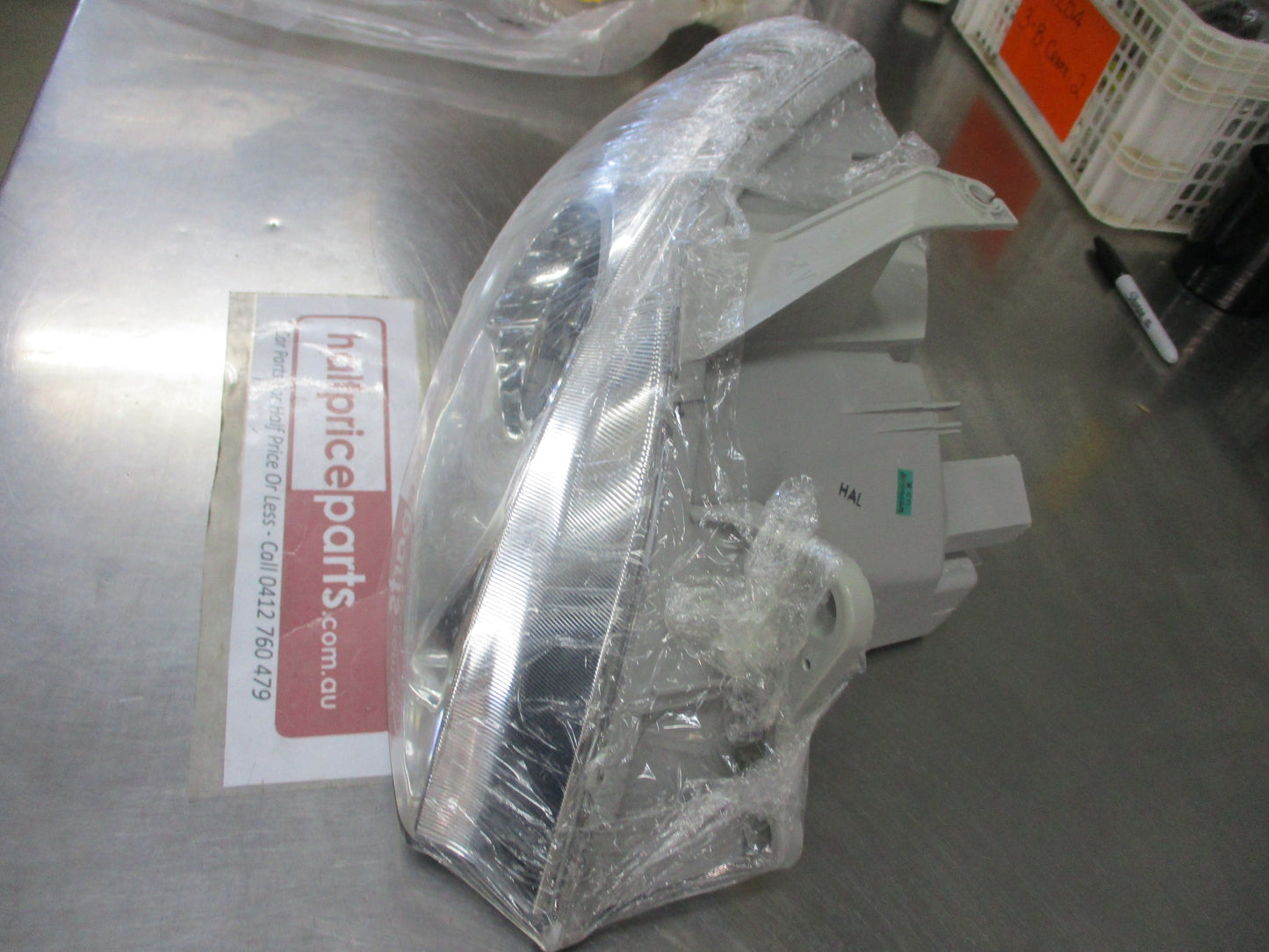 Kia Rio Genuine Right Hand Headlight Reconditioned Used Part VGC