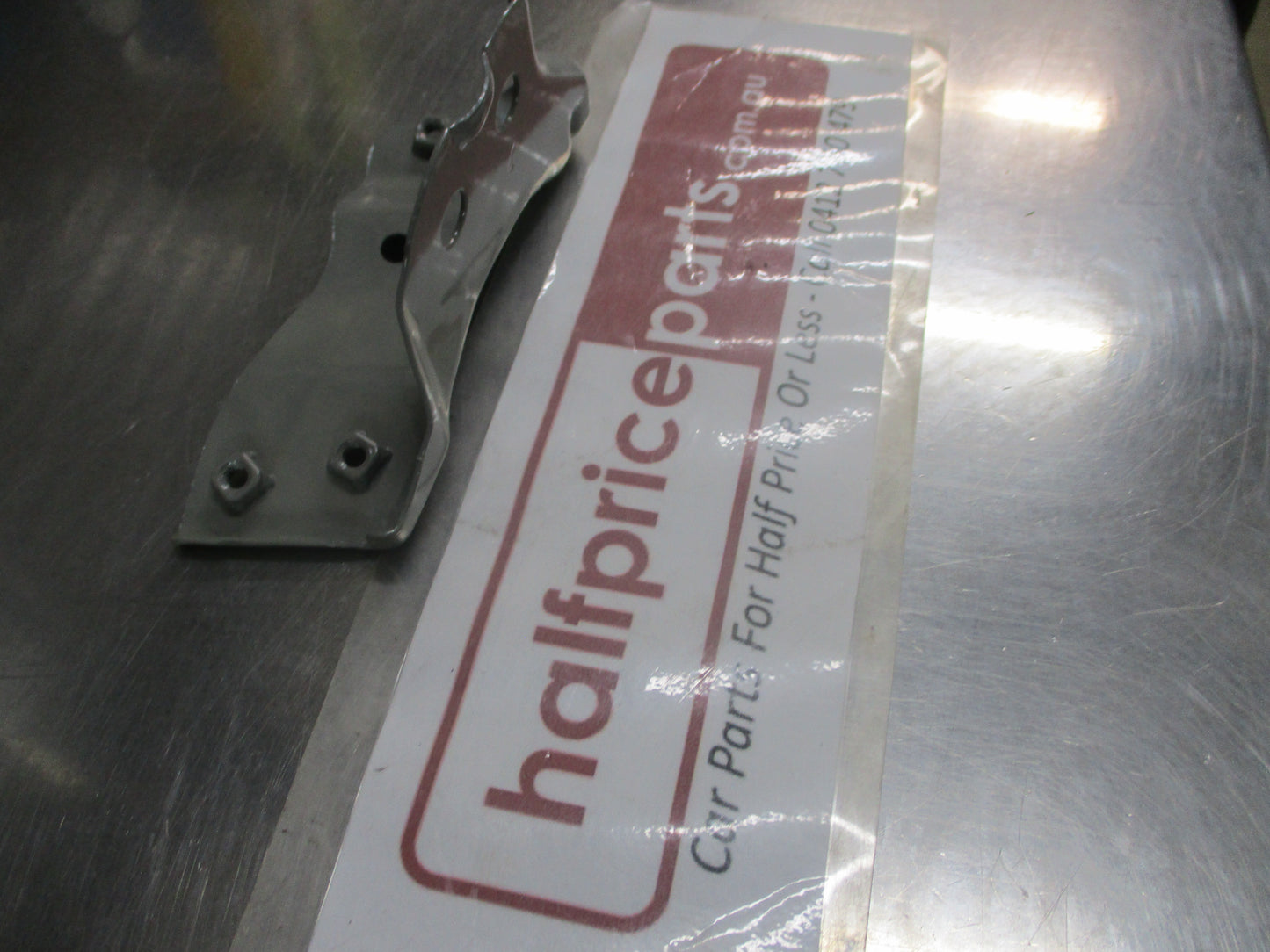 Hyundai Accent Genuine Left Front Lower Guard Bracket New Part