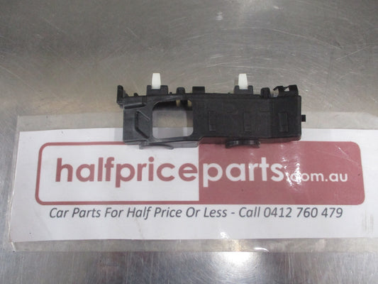 Hyundai Tucson Genuine Right Hand Front Lower Bumper Cover Bracket New Part