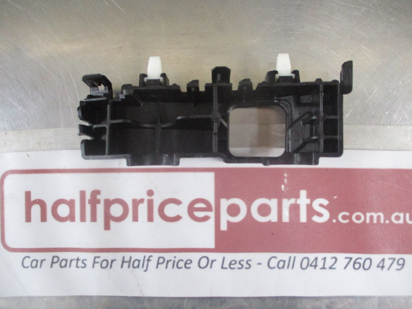 Hyundai Tucson Genuine Right Hand Front Lower Bumper Cover Bracket New Part