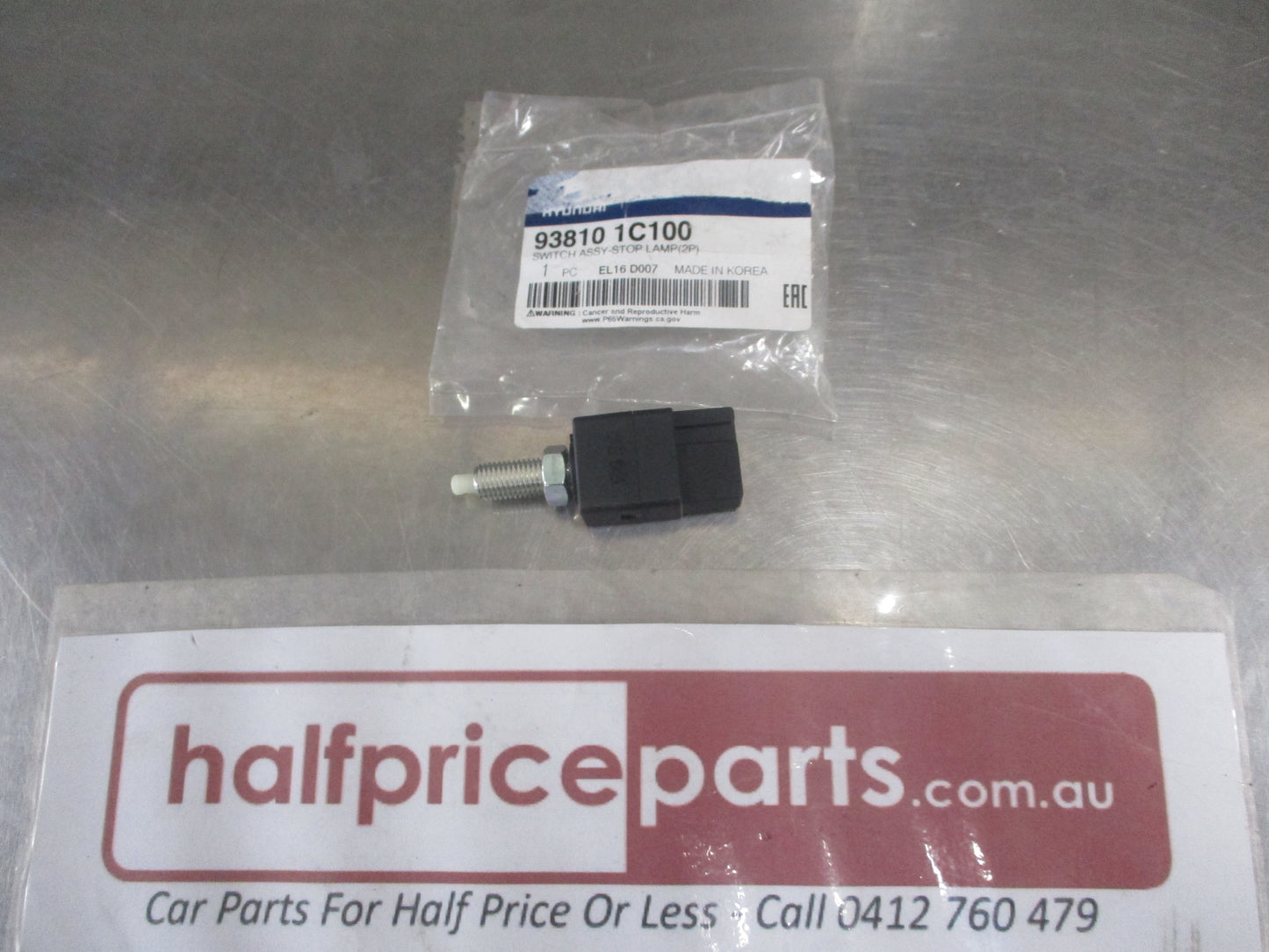 Hyundai Accent/Santa Fe/Tiburon/Elantra Genuine Brake Stop Switch Assy New Part