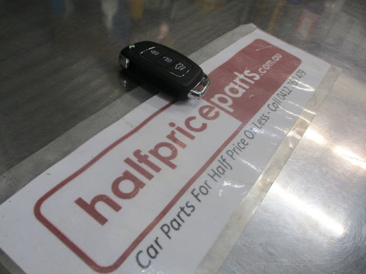 Hyundai Elantra Genuine 3 Button Key Remote Security Transmitter Fob New Part