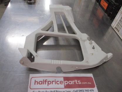 Ford Focus LS/LT/XR5 Hatch Genuine Right Hand Rear Bar Bracket New Part