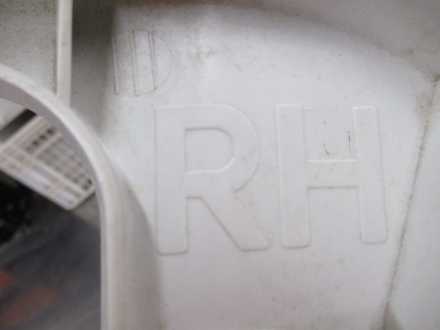 Ford Focus LS/LT/XR5 Hatch Genuine Right Hand Rear Bar Bracket New Part