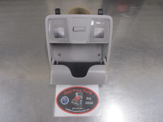 Hyundai Elantra Genuine Over Head Console Sun Glasses Interior Down Lights 9Gray) New Part