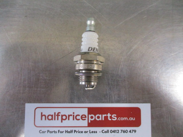 Ford Tractor Genuine Spark Plugs Suits Various Models - New Part