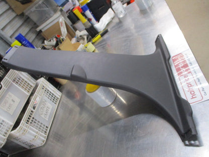 Ford Focus Genuine Right Hand Lower B-Pillar Trim Cover New Part