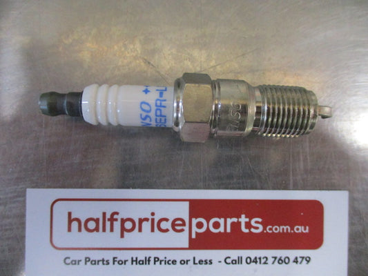 Ford Mondeo-Cougar Genuine Spark plug - New Part