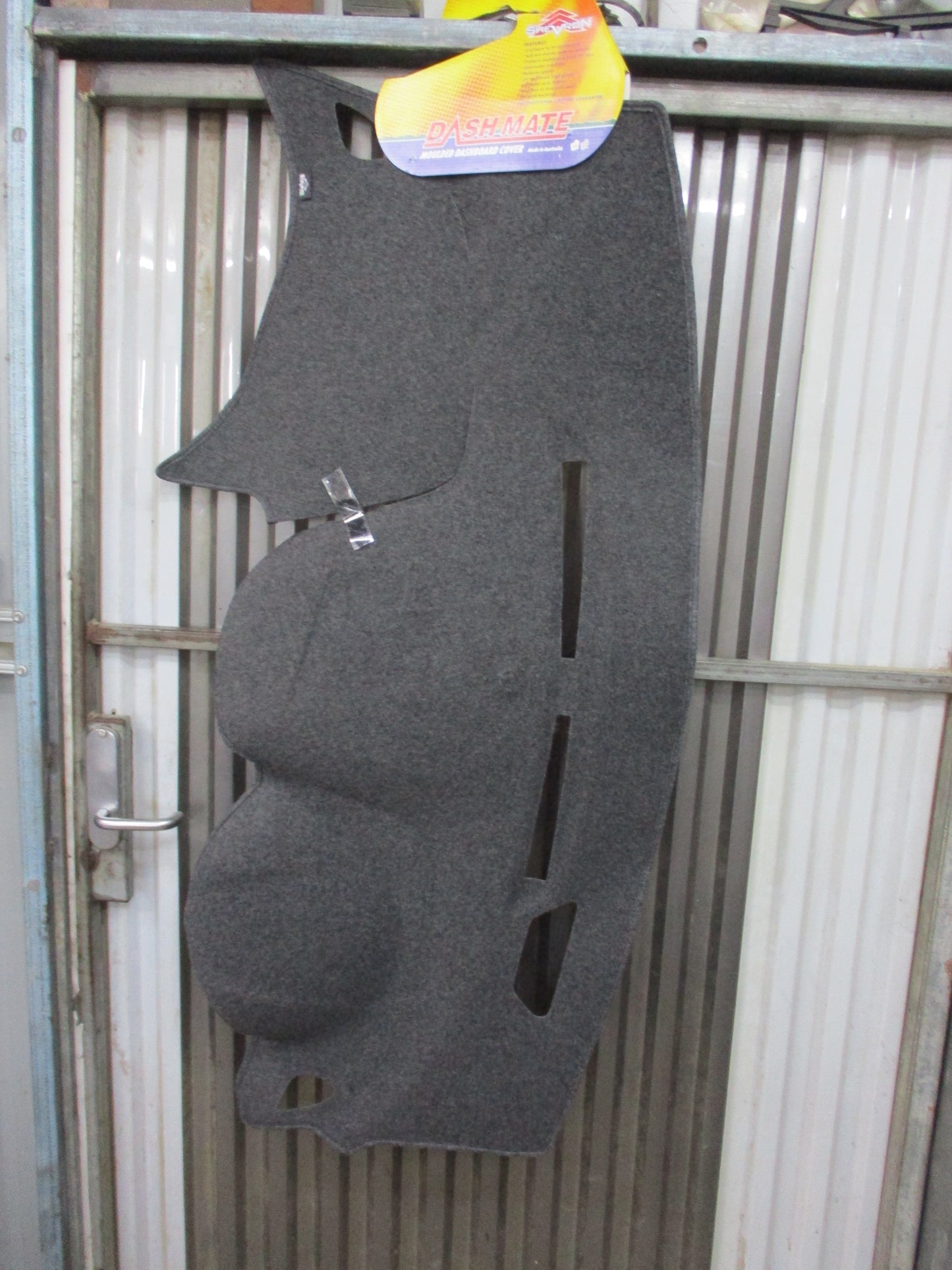 Shevron Dash Mat (Grey) Suits Holden Astra BL Sedan New Part