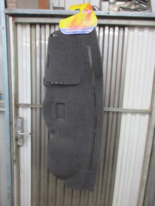 Shevron Dash Mat (Grey) Suits Holden CG Captiva 7 Series I-II New Part