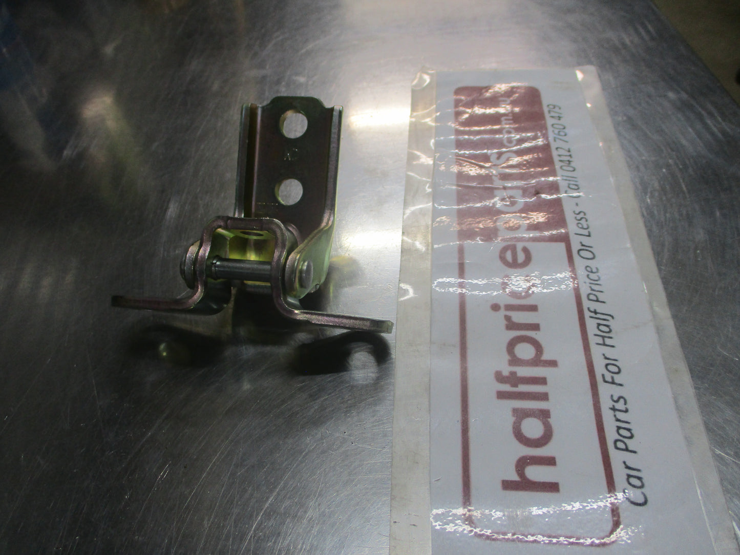 Hyundai Santa Fe Genuine Left Hand Front Door Hinge Lower New Part
